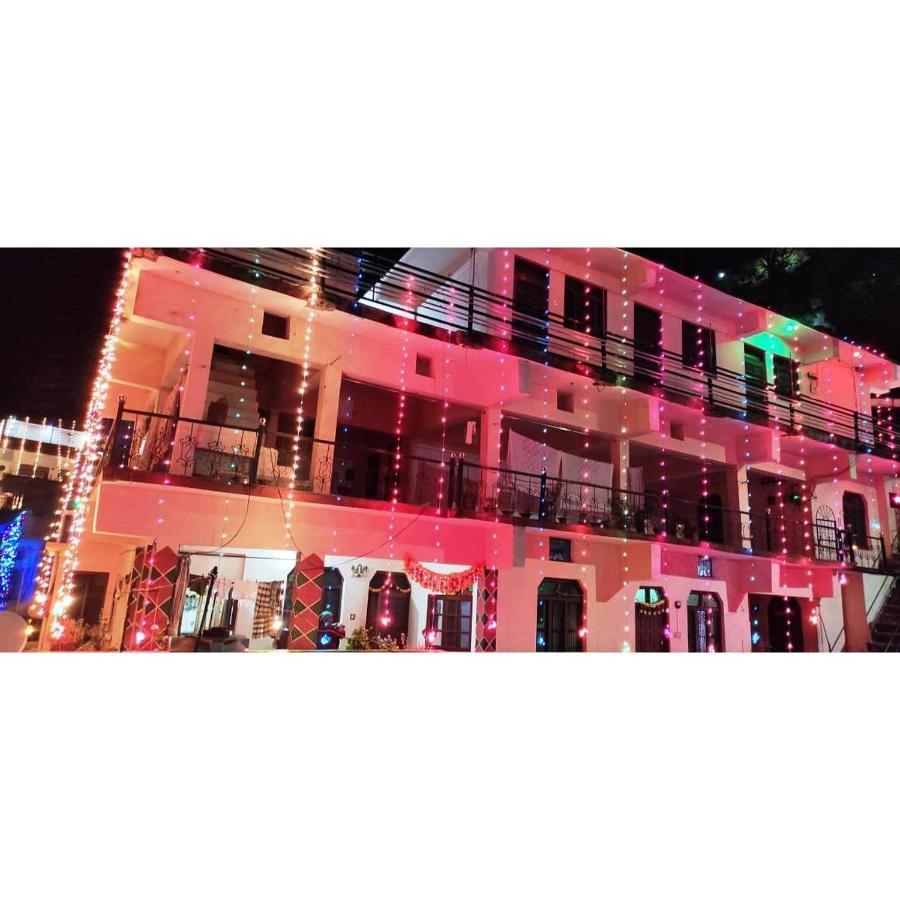 Astha Guest House Gopeshwar Buitenkant foto